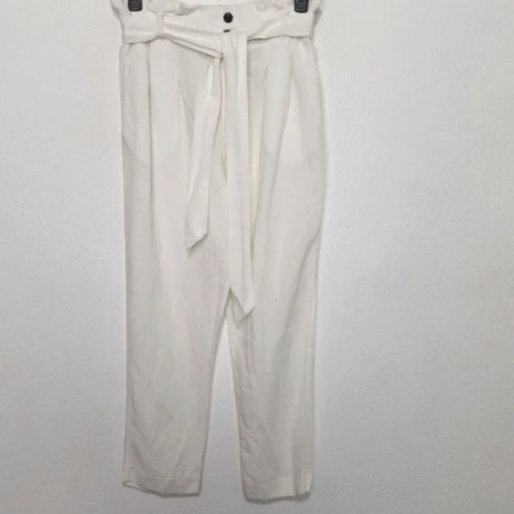 H&M White Linen Blend Paperbag Waist Pants Size 10